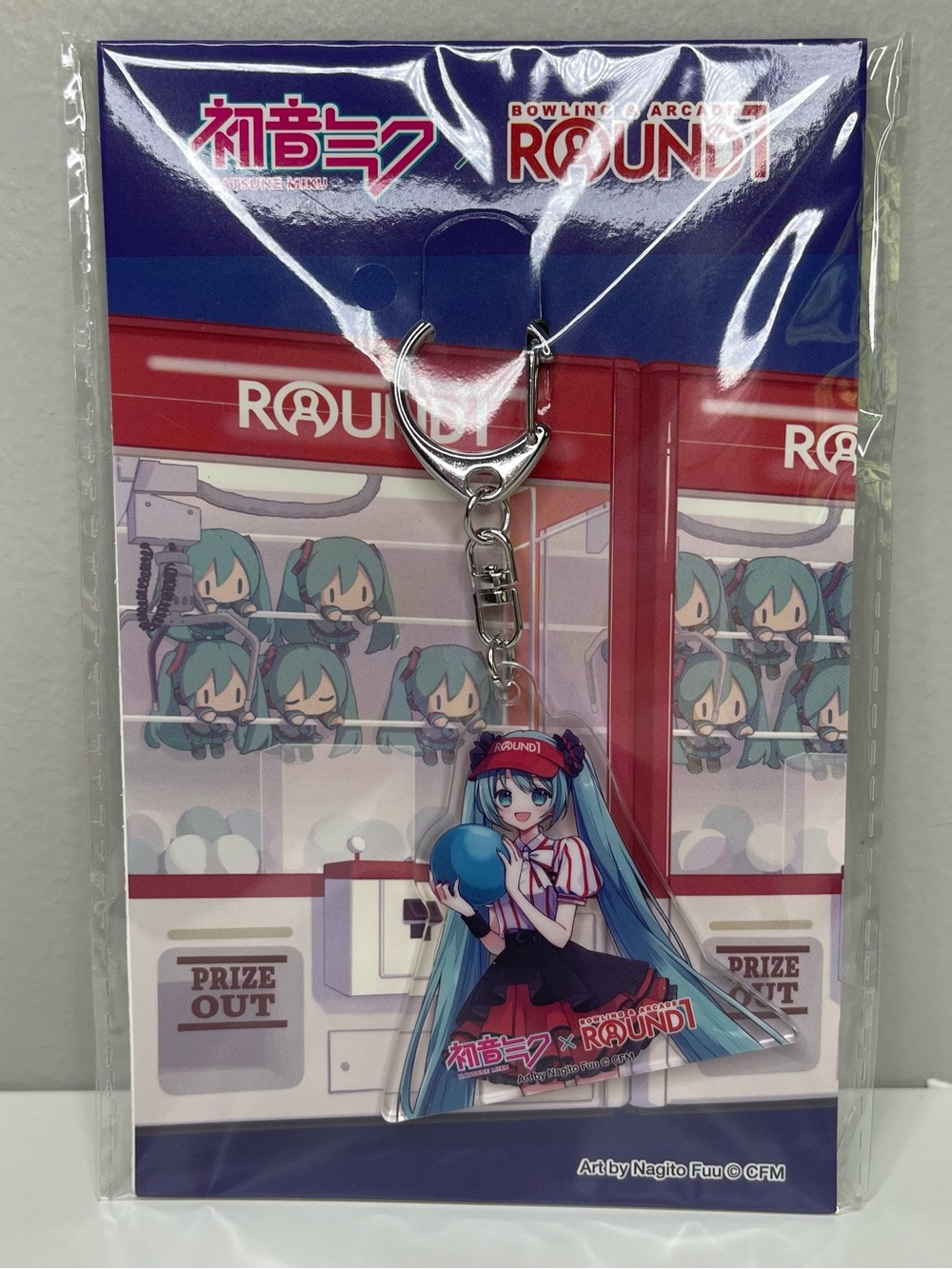 Hatsune Miku x Round 1 Bowling & Arcade Keychain Acrylic NEW Limited Edition